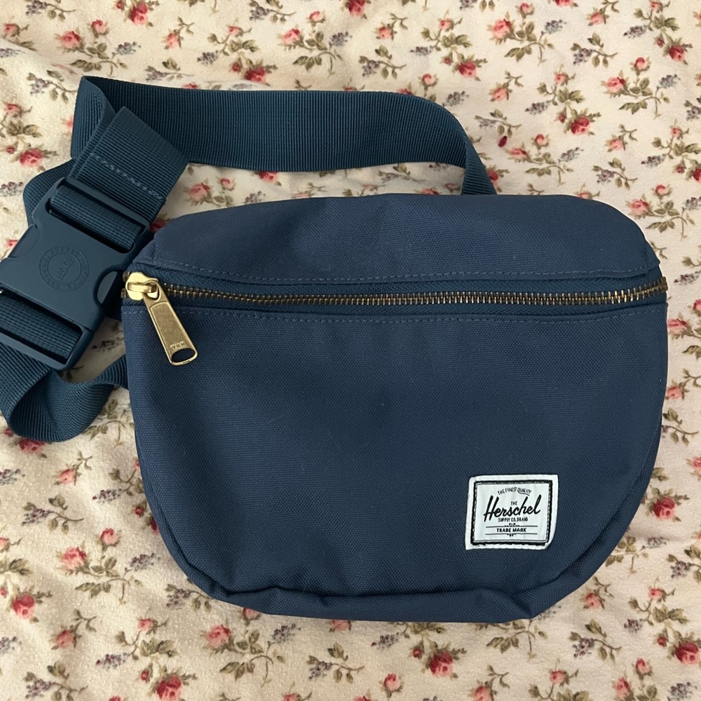 Herschel Hip Pack Fanny Pack (Navy)